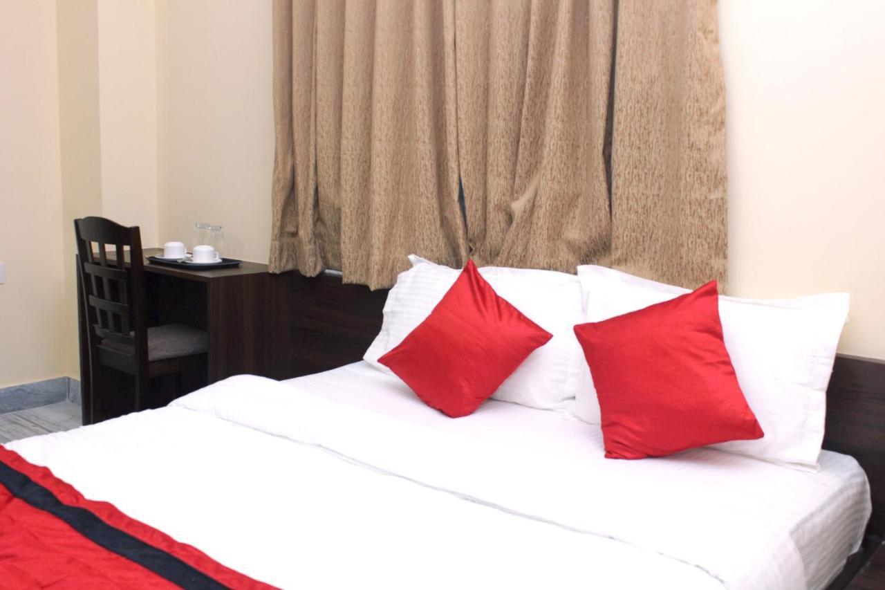 Sanjiva Suites Calcutta Eksteriør billede