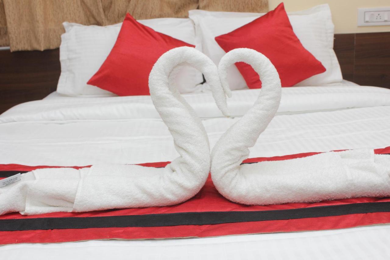 Sanjiva Suites Calcutta Eksteriør billede