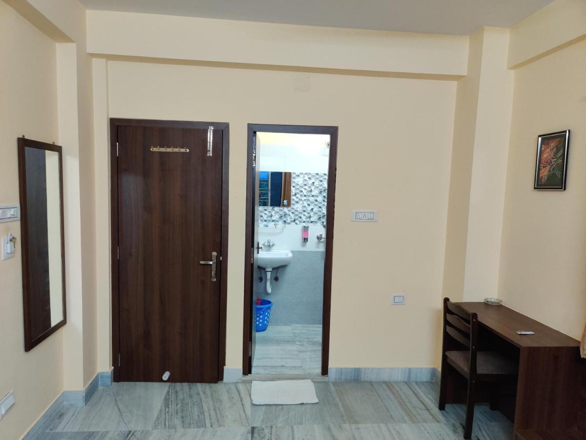 Sanjiva Suites Calcutta Eksteriør billede