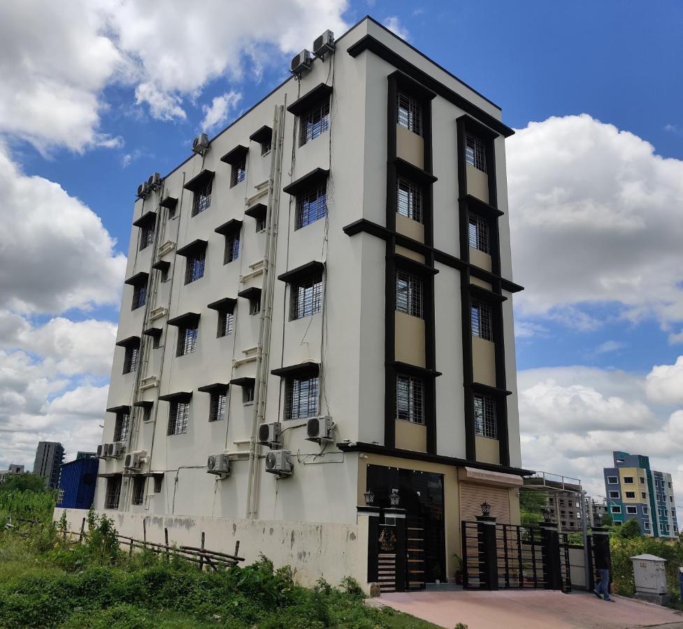 Sanjiva Suites Calcutta Eksteriør billede